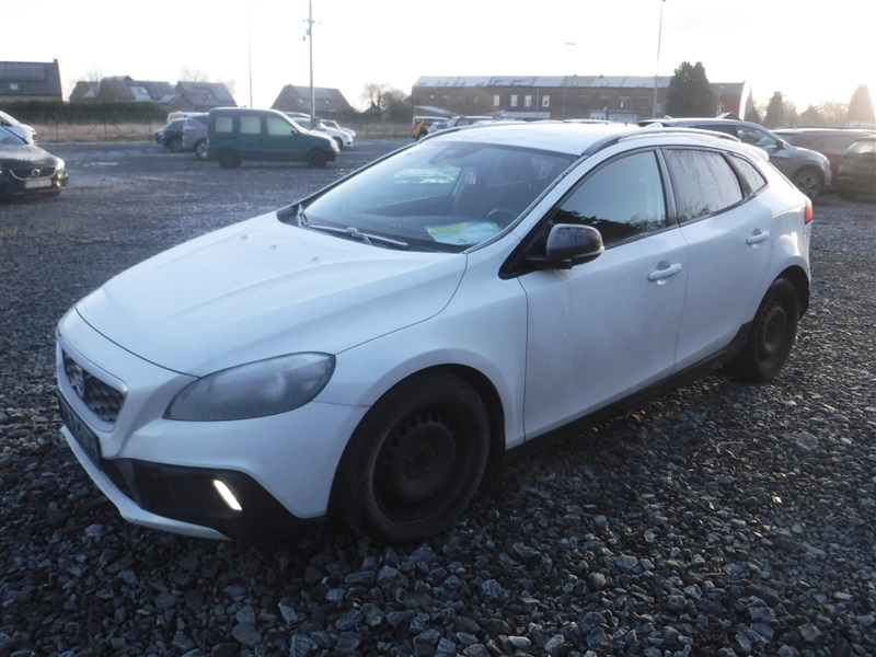 Volvo V40 1.6 T2 Kinetic n°57
