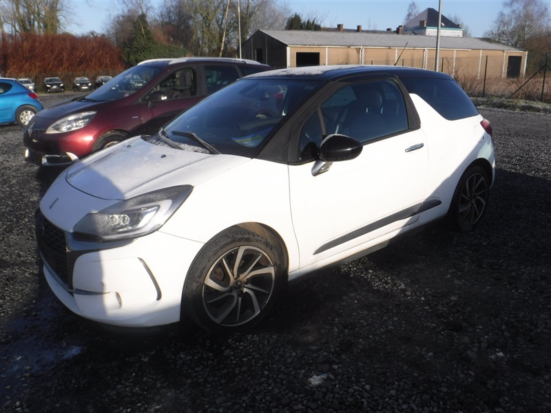 DS Automobiles DS 3 n°37