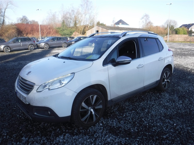 Peugeot 2008 1.6 BlueHDi Feline S&S n°27