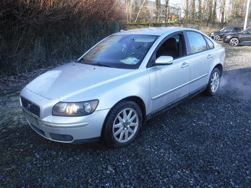 Volvo S40 2.0 Turbo - D Summum n°23