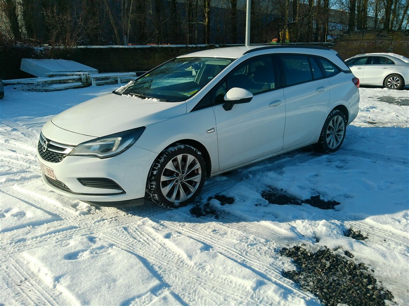 Opel Astra 1.6 CDTi ecoFLEX Sport Tourer EDITION n°127