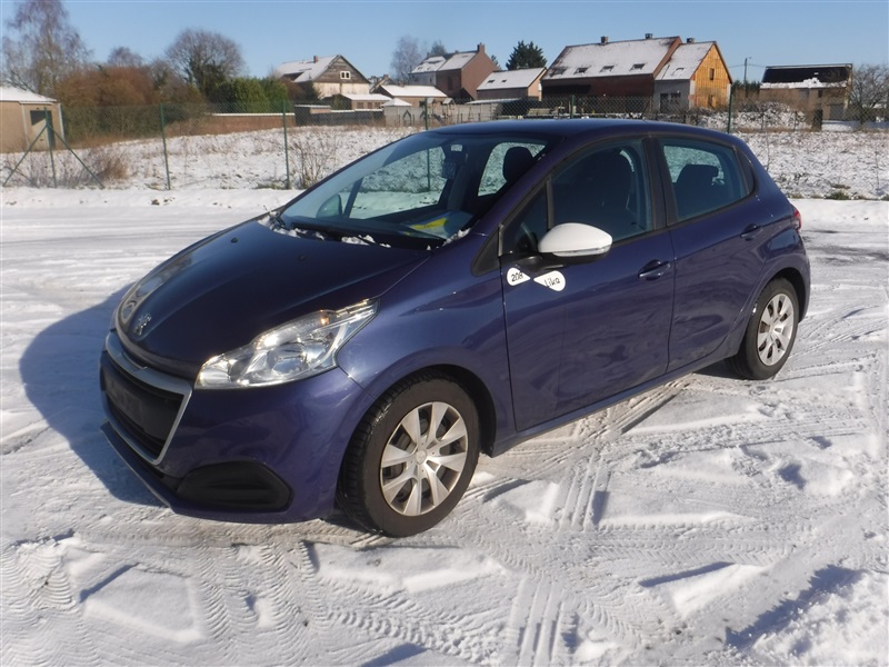 Peugeot 208 1.2i PureTech Like *AIRCO/BLUETOOTH* n°102