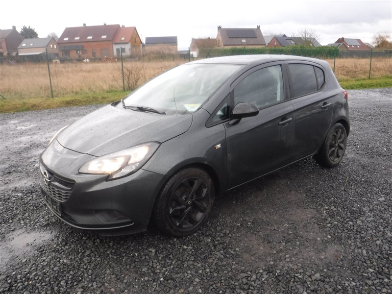 Opel Corsa 1.2i Black Edition n°79