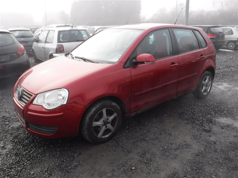 Volkswagen Polo polo 9n n°207