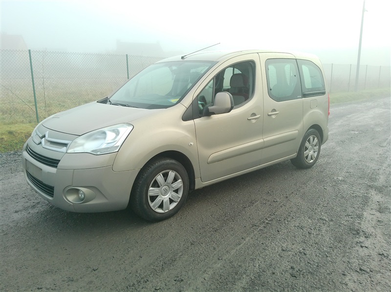 Citroen Berlingo 1.6i n°208