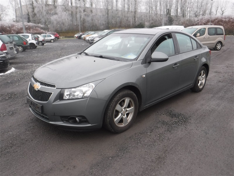 Chevrolet Cruze 1.6i LS n°220