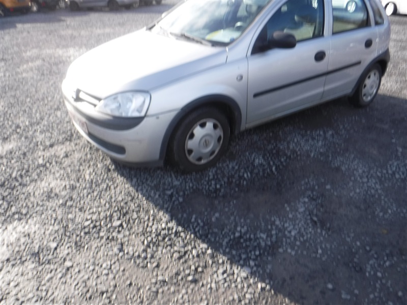 Opel Corsa 1.2i n°285