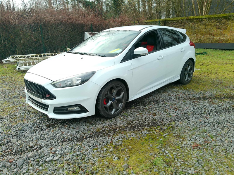 Ford Focus 2.0 ST //EXPERTISE //n°26