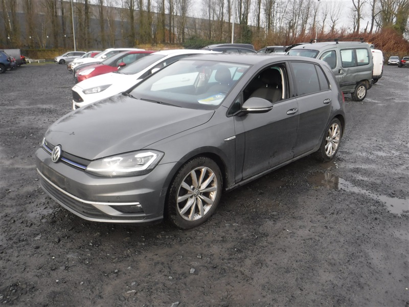 Volkswagen Golf 1.5 TSI ACT BM Highline OPF n°38