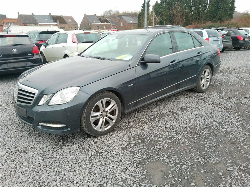 Mercedes-Benz E 200 E 200 cdi// EXPERTISE // N°103