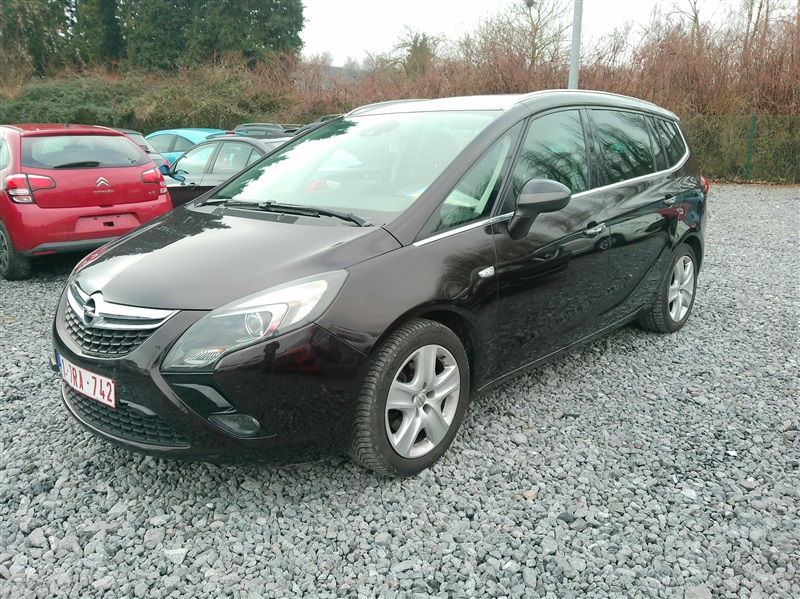 Opel Zafira Tourer 2.0 CDTi Cosmo 7 PLACES n°133