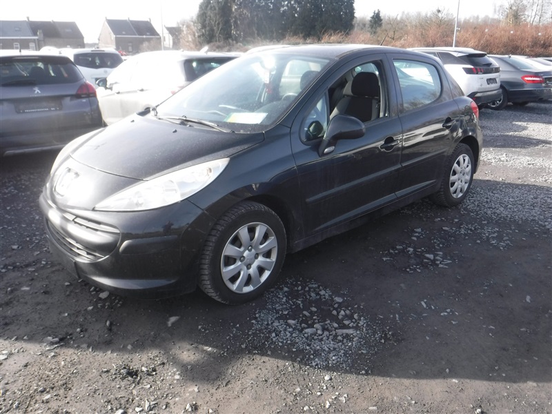 Peugeot 207 1.4i n°226