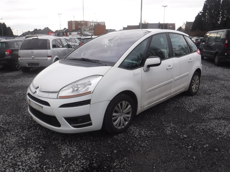 Citroen C4 Picasso 1.6i Tentation Plus n°235