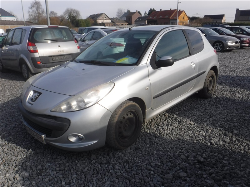 Peugeot 206 1.4 HDi Urban FAP n°211