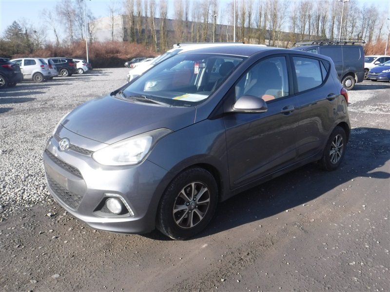 Hyundai i10 1.0i Fun n°201