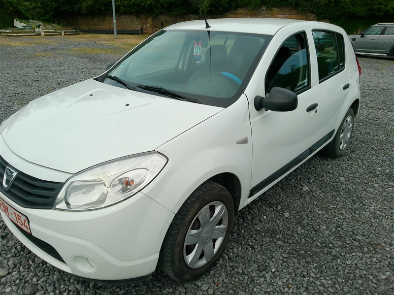 Dacia Sandero 1.5 dCi Ambiance FAP EURO5 n°131