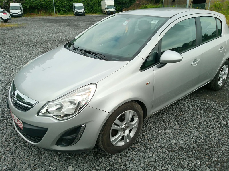 Opel Corsa 1.3 CDTi Cosmo DPF EURO5 n°110