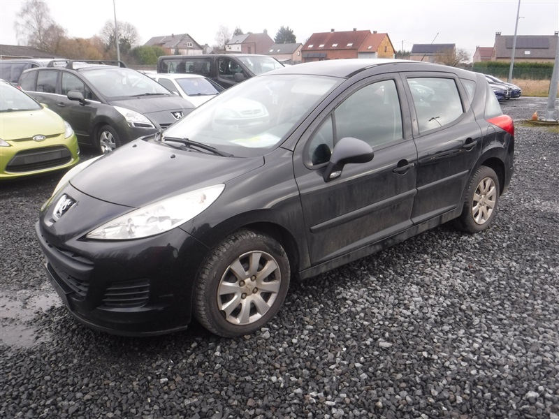 Peugeot 207 1.4i Active n°01