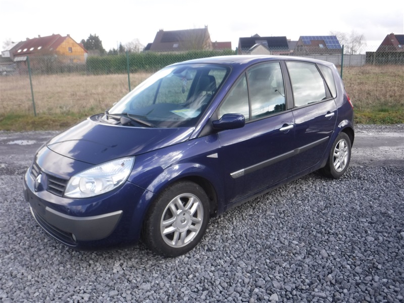 Renault Grand Scenic 1.6i 16v  n°276