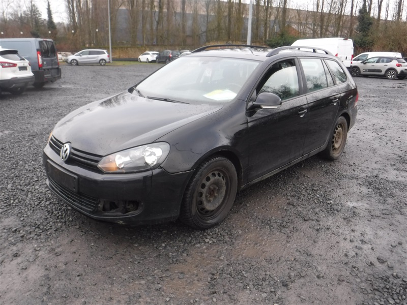 Volkswagen Golf Variant 1.4l ess  Trendline 80hp 5V n°290