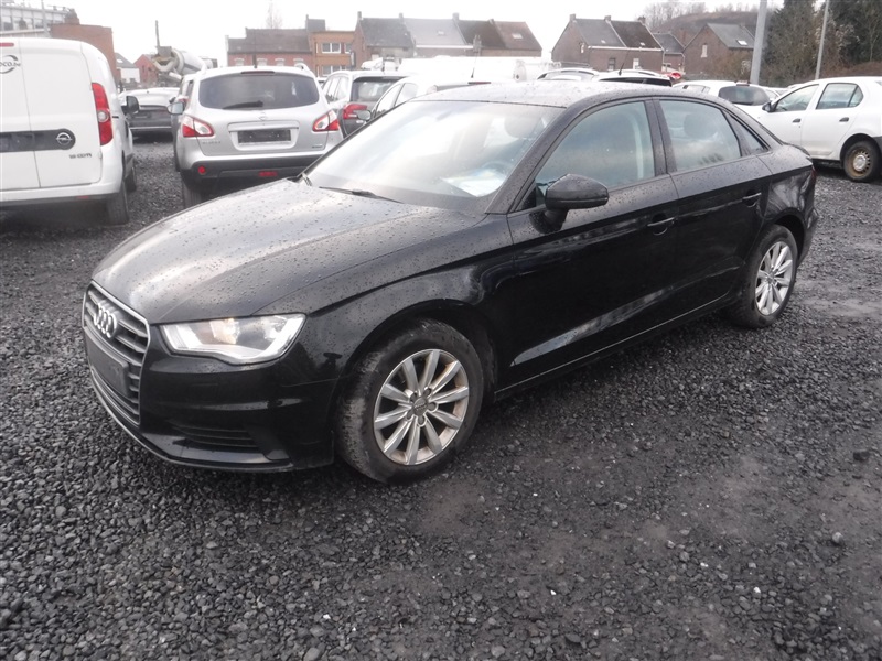 Audi A3 1.6 TDi Attraction n°20