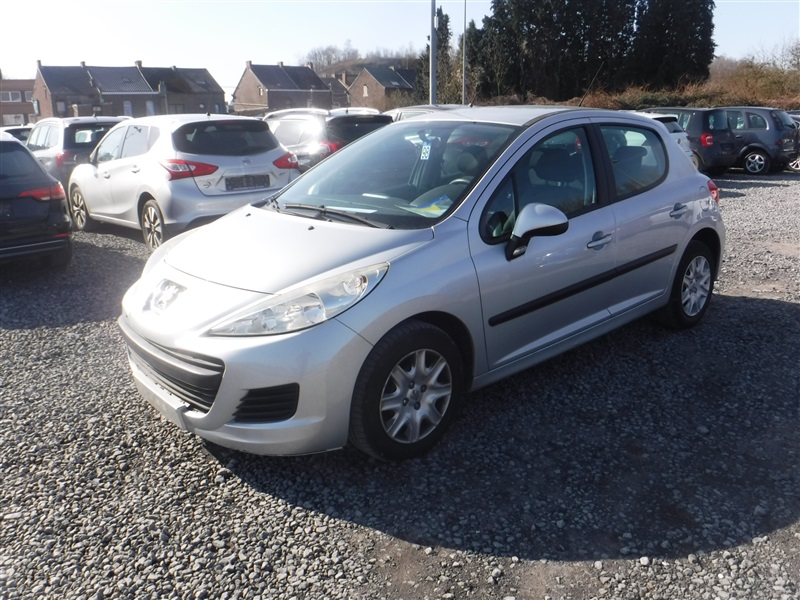 Peugeot 207 1.4i Active n°98