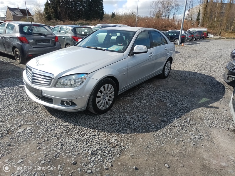 Mercedes-Benz C 180 C180 n135
