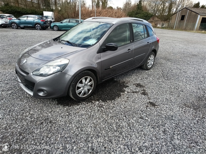 Renault Clio 1.2i Authentique n151