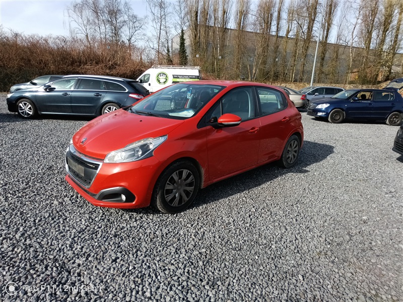 Peugeot 208 1.6 BlueHDi Allure n°184