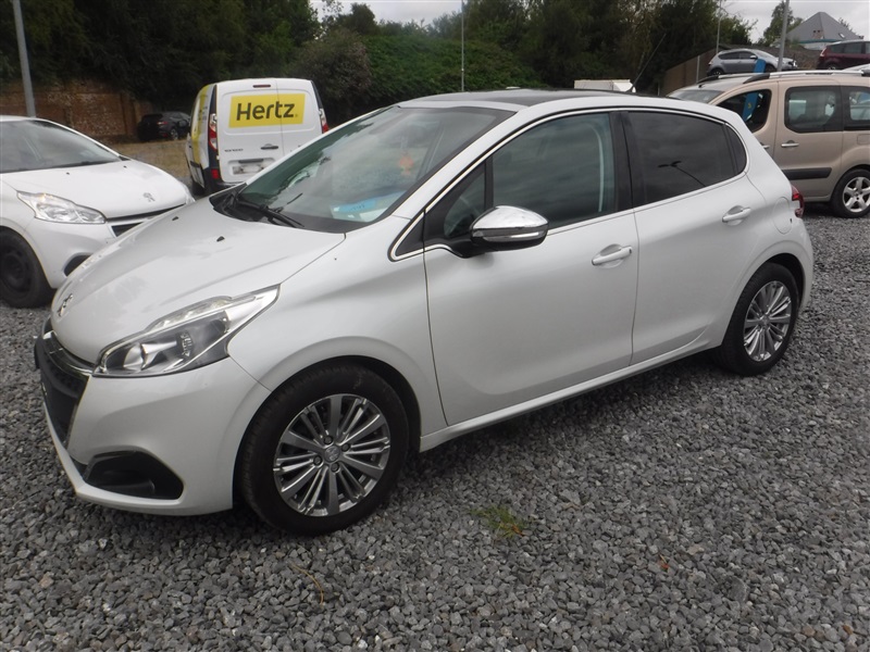 Peugeot 208 EURO6 n°148