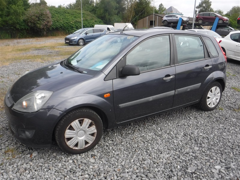 Ford Fiesta 1.4i EURO4 n°2111