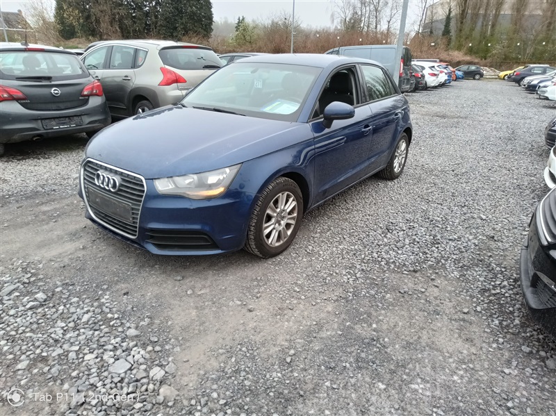 Audi A1 1.6 TDi Attraction + NAVI n°271
