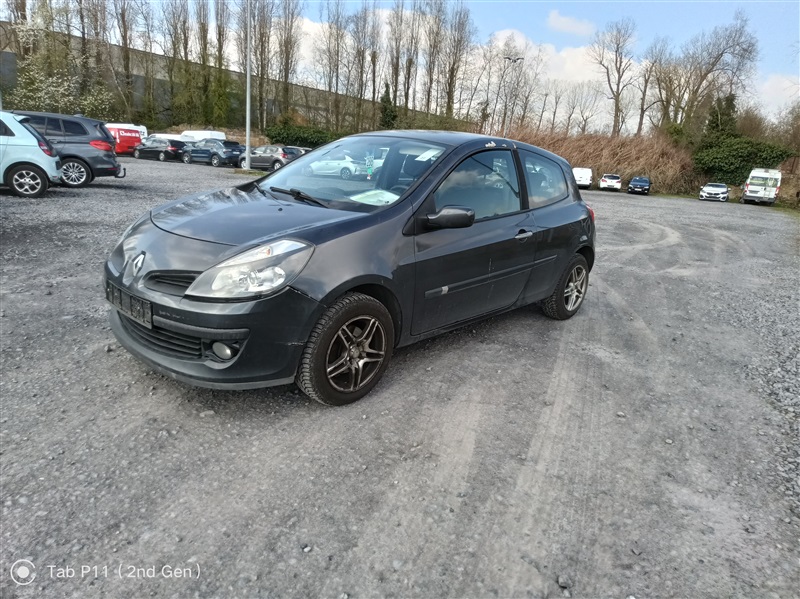 Renault Clio 1.4i n°288