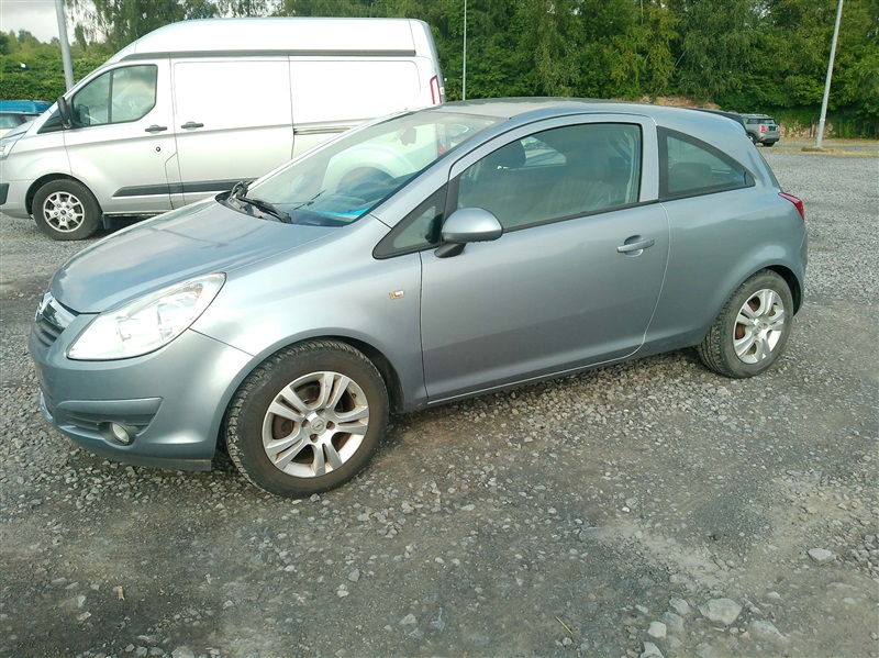 Opel Corsa 1.2i Enjoy EURO4 n°136