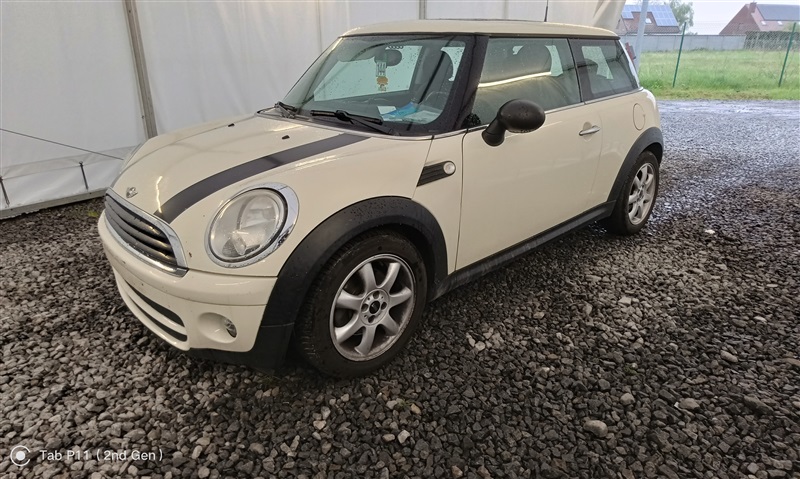 MINI Cooper D 1.6 D Cooper DPF n°144