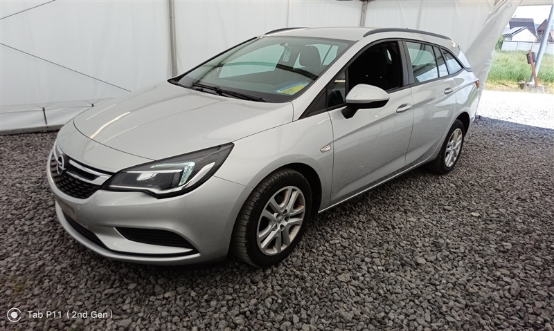 Opel Astra 1.6 CDTi Edition n°275