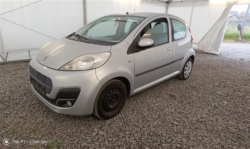 Peugeot 107 1.0i Active n°6