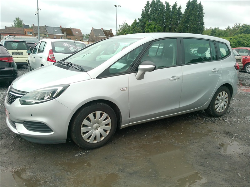 Opel Zafira Tourer 1364CC ESSENCE EURO6 n°184