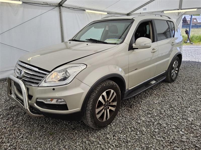 SsangYong REXTON SAPHIR 2.0 D 163cv **7PL/4X4CAMERA GPS**N°184