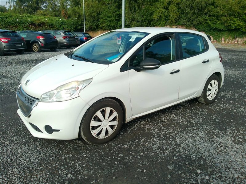 Peugeot 208 EURO5 n°207