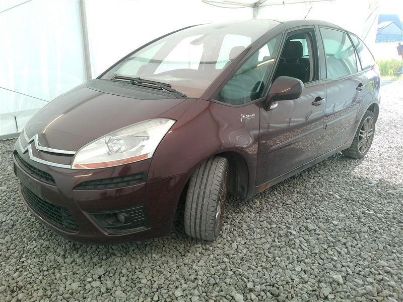 Citroen C4 Picasso 1.6 HDi SX FAP n°148
