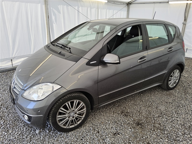 Mercedes-Benz A 180 A 180 CDI Elegance 211