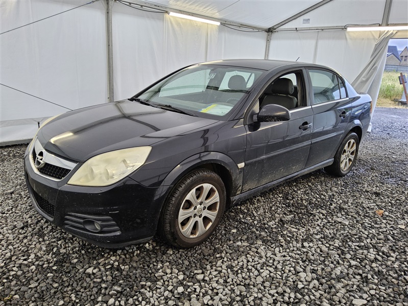 Opel Vectra 1.9 DT CDTi Cosmo n°17