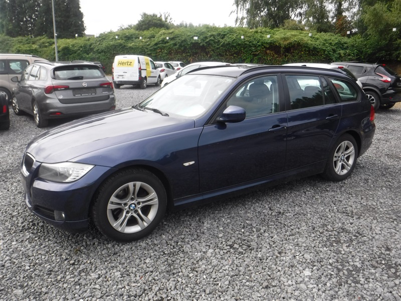 BMW 318 I Touring EURO5 n°216
