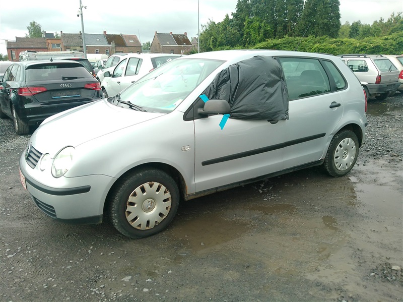 Volkswagen Polo 1.2i 12v Base EURO4 n°183