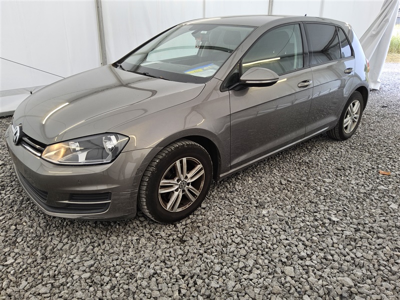 Volkswagen Golf 1.2 TSI Trendline n°240