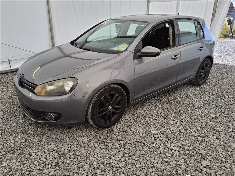 Volkswagen Golf 1.6 CR TDi DPF n°69