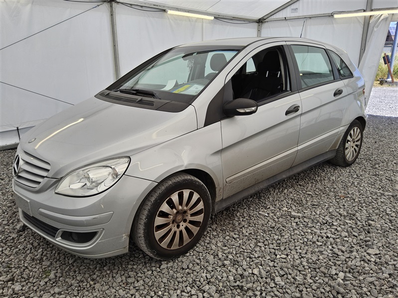 Mercedes-Benz B 180 B180 Classic n°79