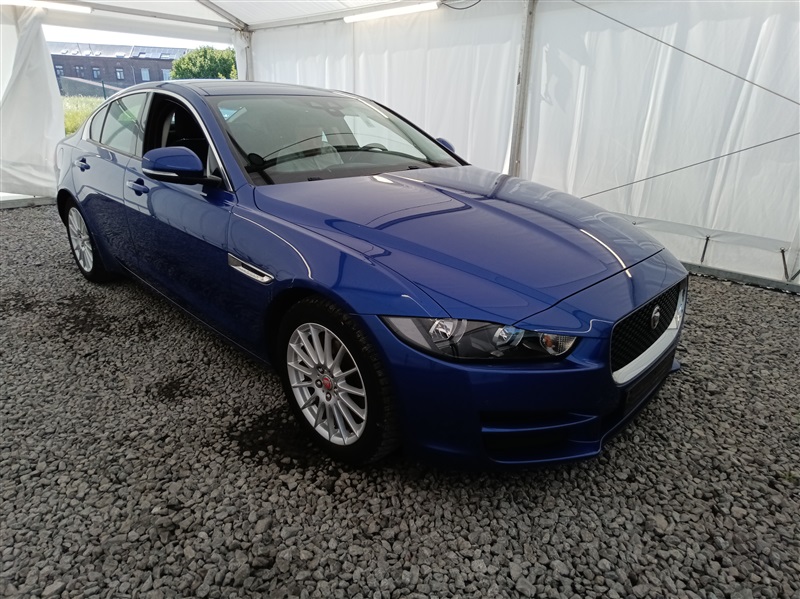 Jaguar XE 2.0 D E-Performance NAVI/CUIR CH-EL/XENON//EXPERTISE N°106