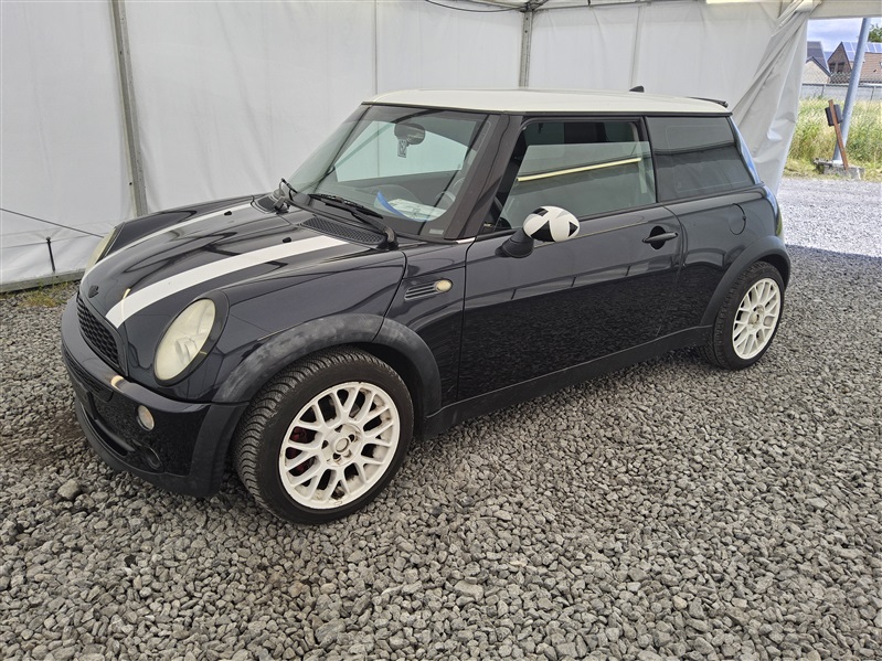 MINI Cooper 1.6i Cooper n°152